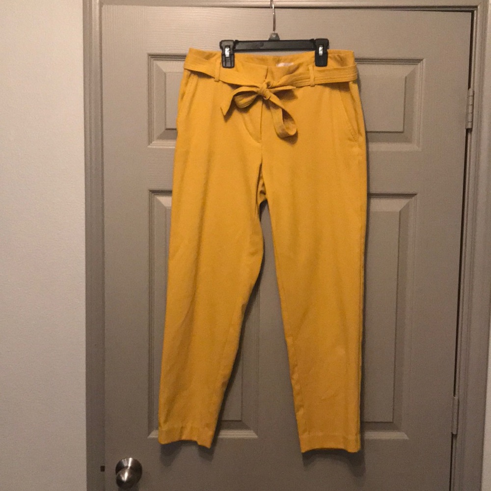 LOFT mustard ankle cut pants